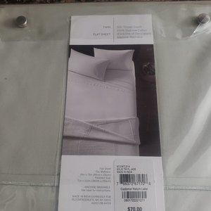 Brand NEW! 1pc - OAKE Twin Flat Sheet. Fits upto 17" Deep Mattress - SOLID J…